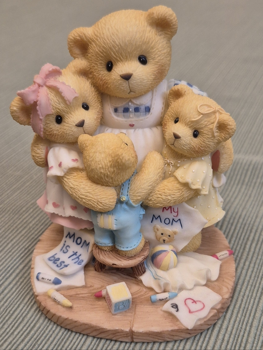 Cherished Teddies Limited Edition Surrounded By Hugs 1998 Mothers Day Gift